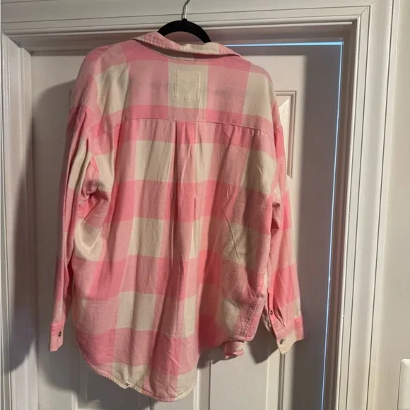 Aerie Pink and White Flannel Shirt - Picture 2 of 4